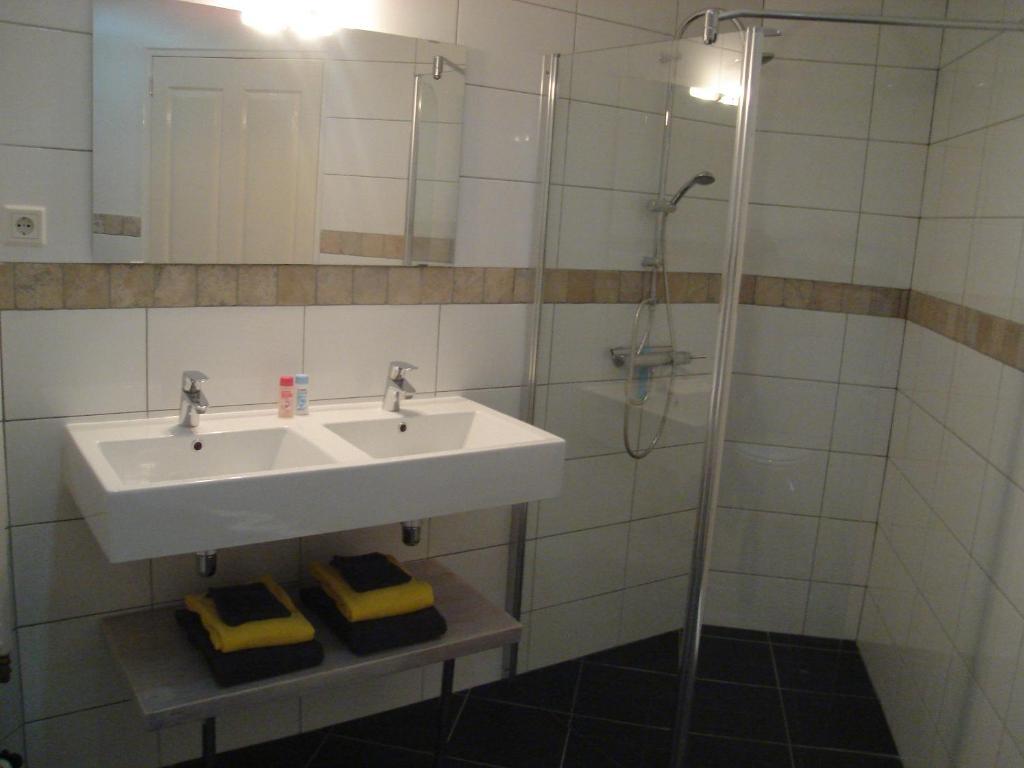 Roing B&B Hijken Habitación foto